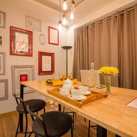 Townhouse The Amv Hotel Gurgaon Bagian luar foto