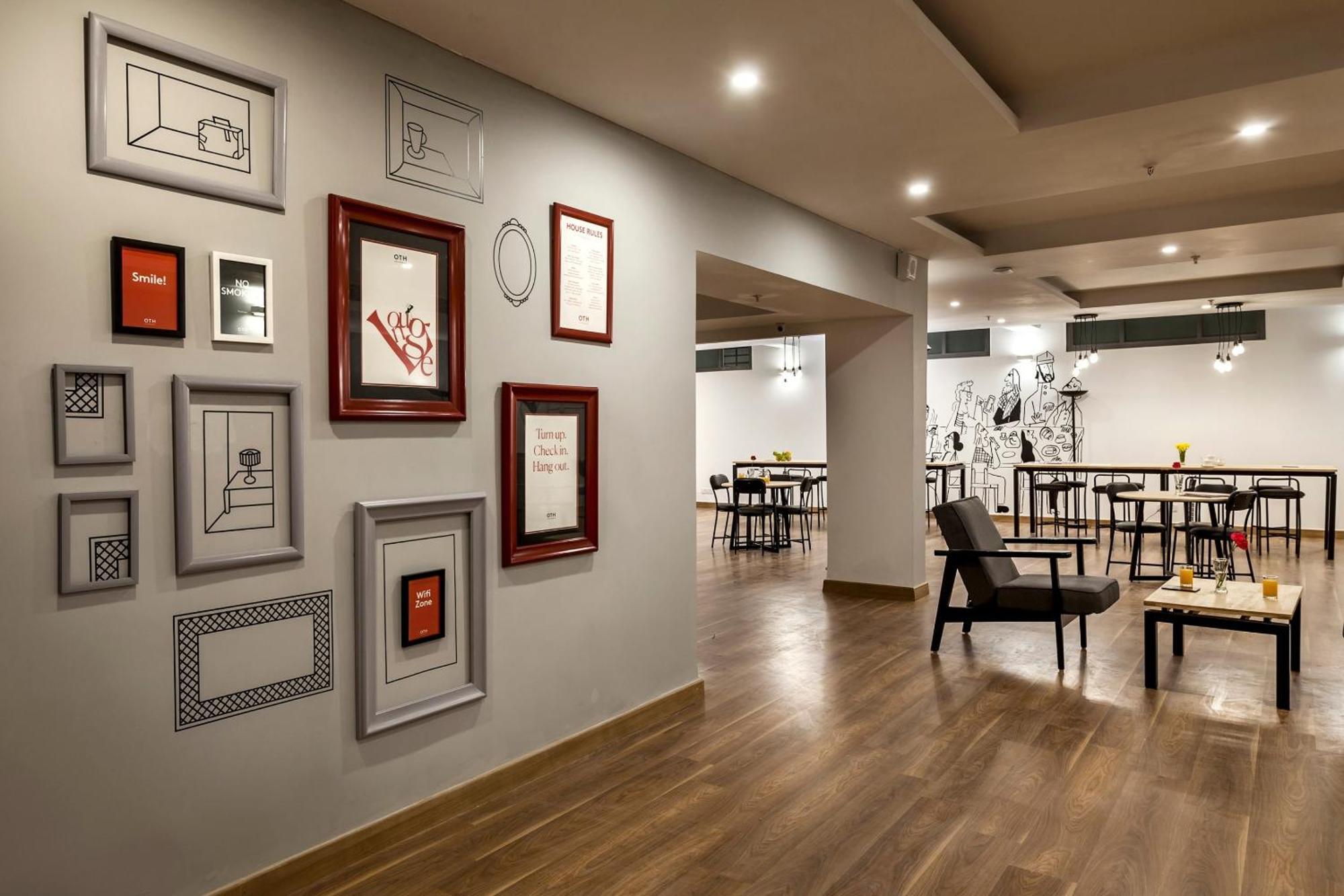 Townhouse The Amv Hotel Gurgaon Bagian luar foto