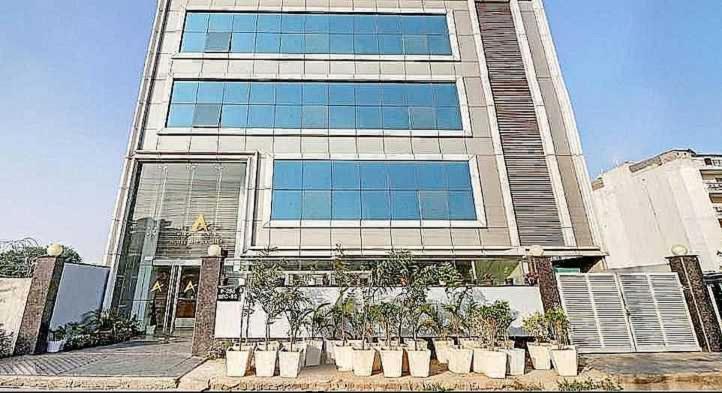 Townhouse The Amv Hotel Gurgaon Bagian luar foto